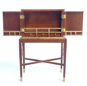 Produit miniature, référence YY31077, Couleur : Noyer avec détails dorés (WNG)